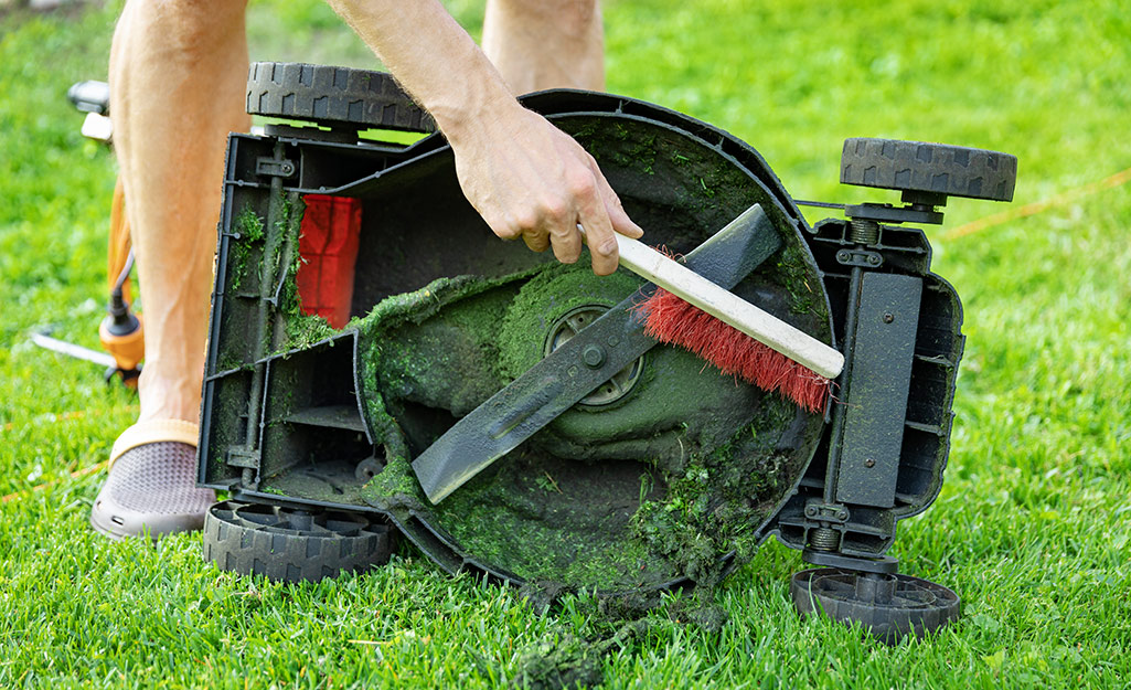 MOWER BLADES